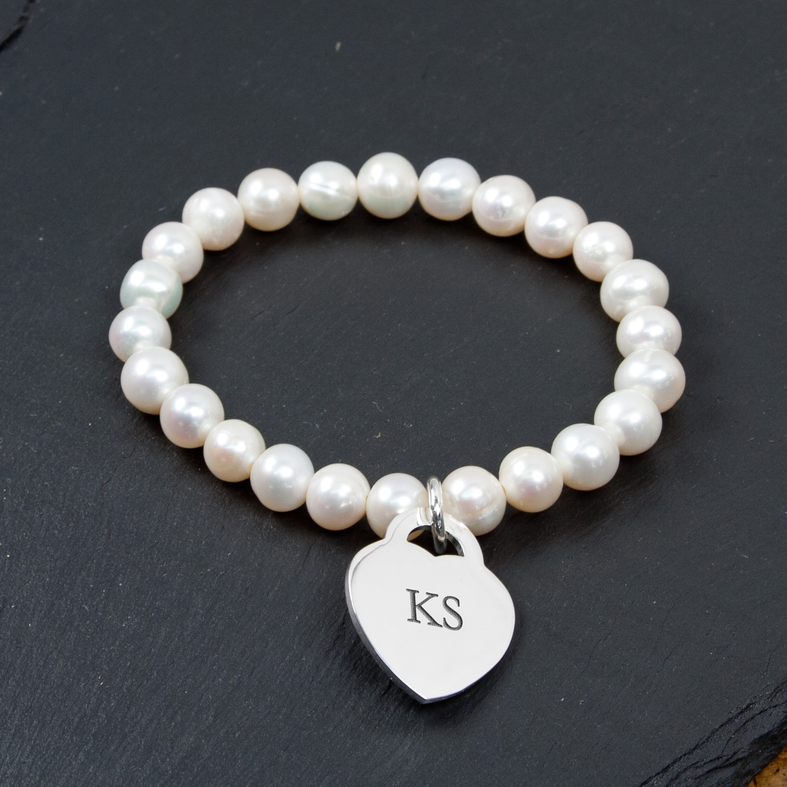 Perfect Pearl Anniversary Gifts Ideas For Your 30 Years Together