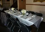 25th anniversary party ideas for a silver theme. With party plans, decoration ideas and invitations.