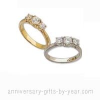 14k three diamond ring 14k three diamond ring