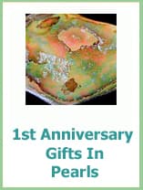 1st anniversary gifts in pearls