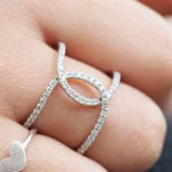 silver anniversary kiss ring